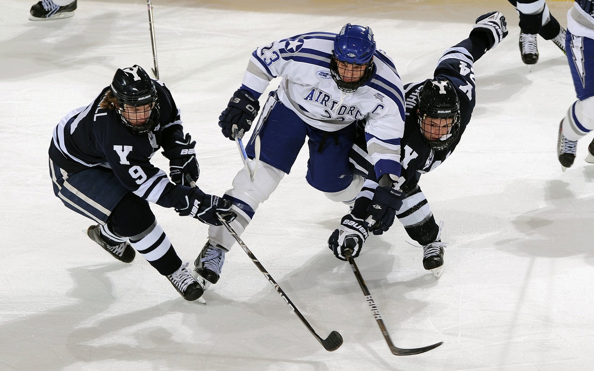 赛道上的焰火,京多安点燃F1年度争冠之夜